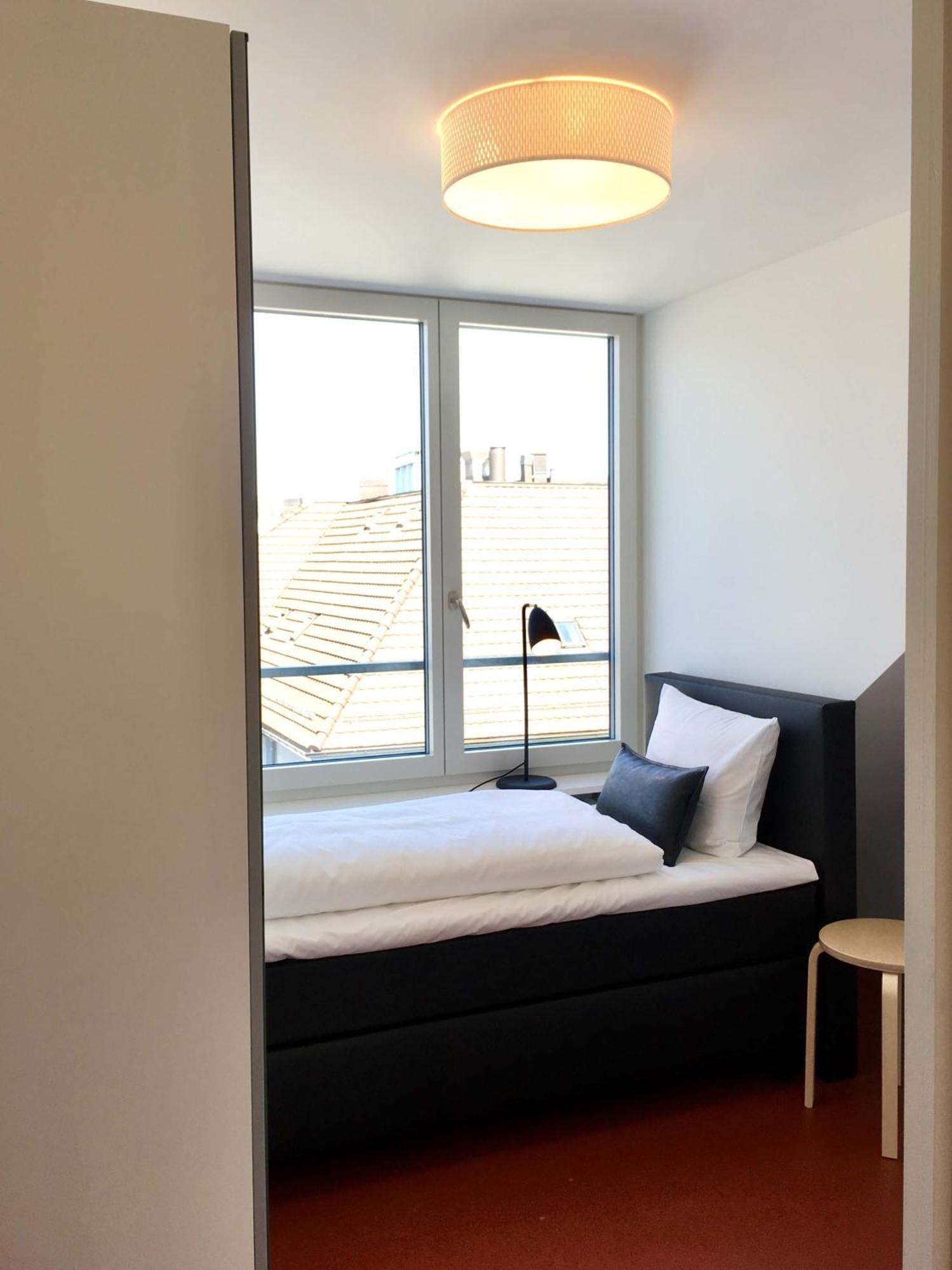 Viadukt Homestay Zurich Bagian luar foto