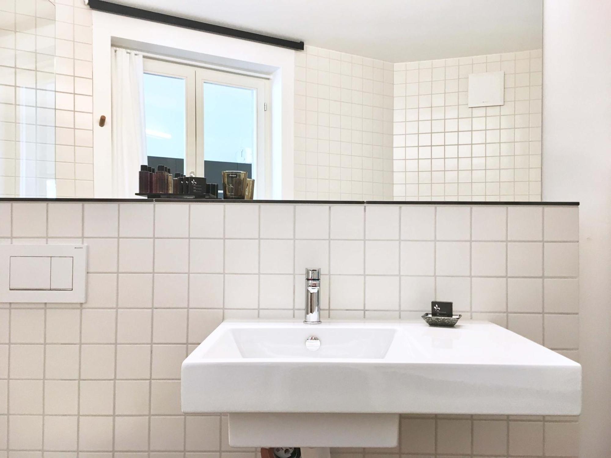 Viadukt Homestay Zurich Bagian luar foto