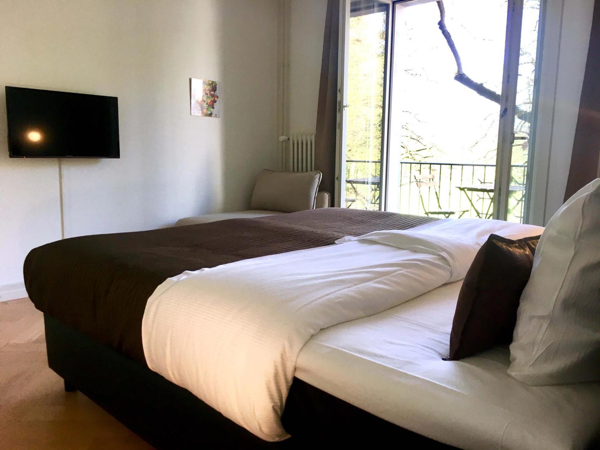 Viadukt Homestay Zurich Bagian luar foto